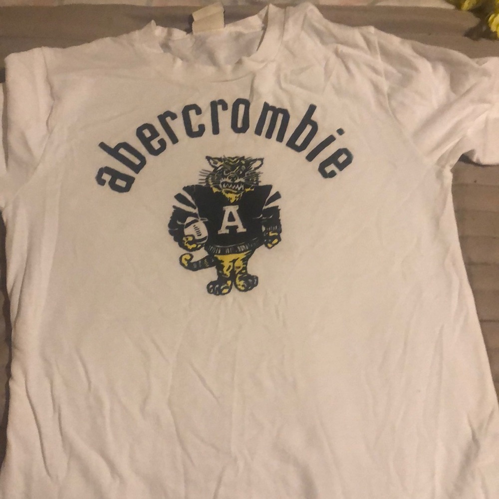 Boys Abercrombie kids T-shirt